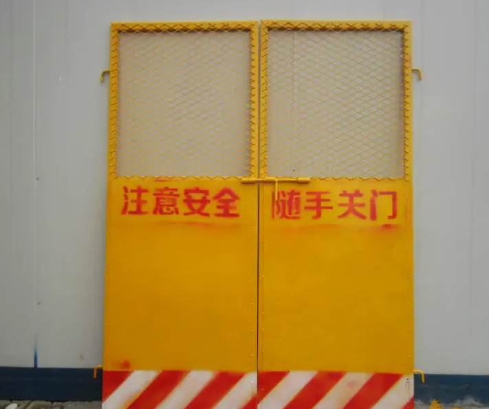 阜康施工电梯外架楼层防护门
